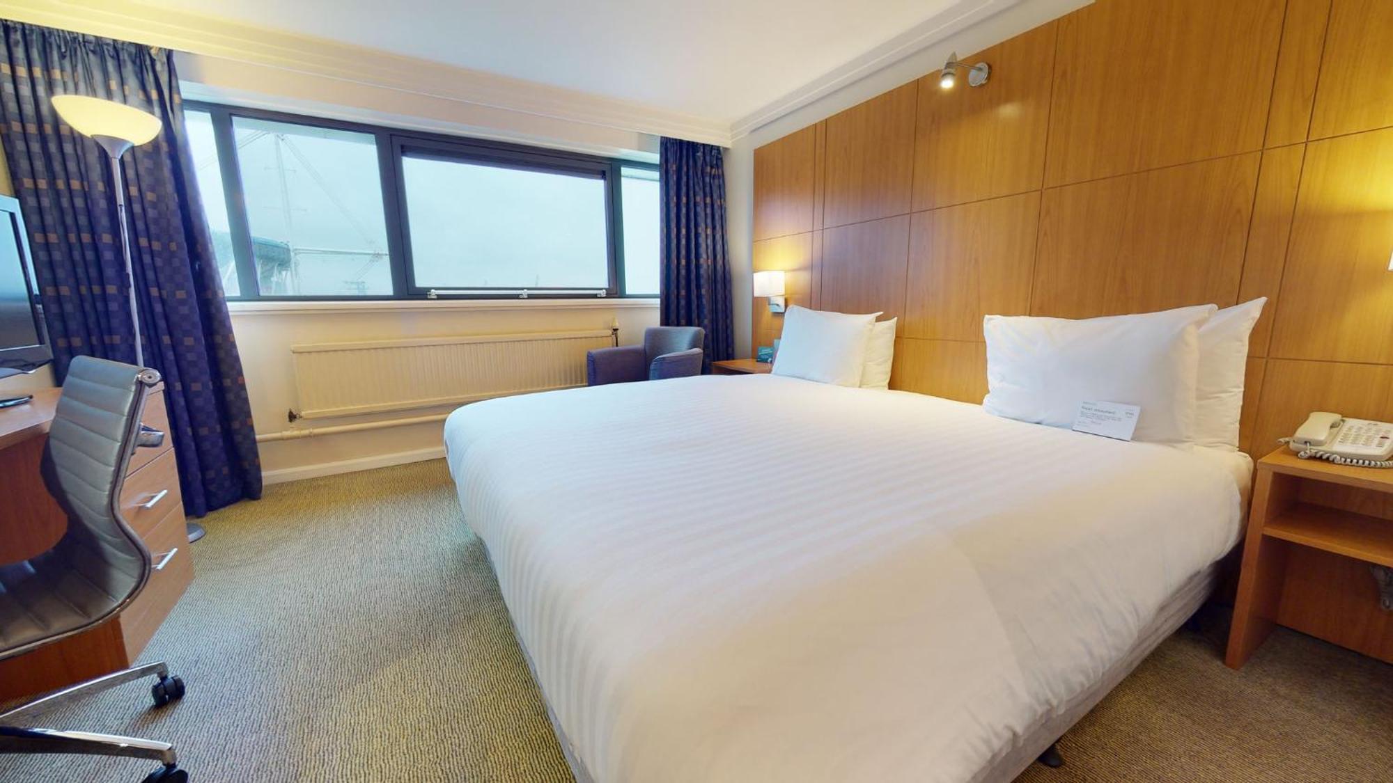 Holiday Inn Cardiff City By Ihg Kültér fotó
