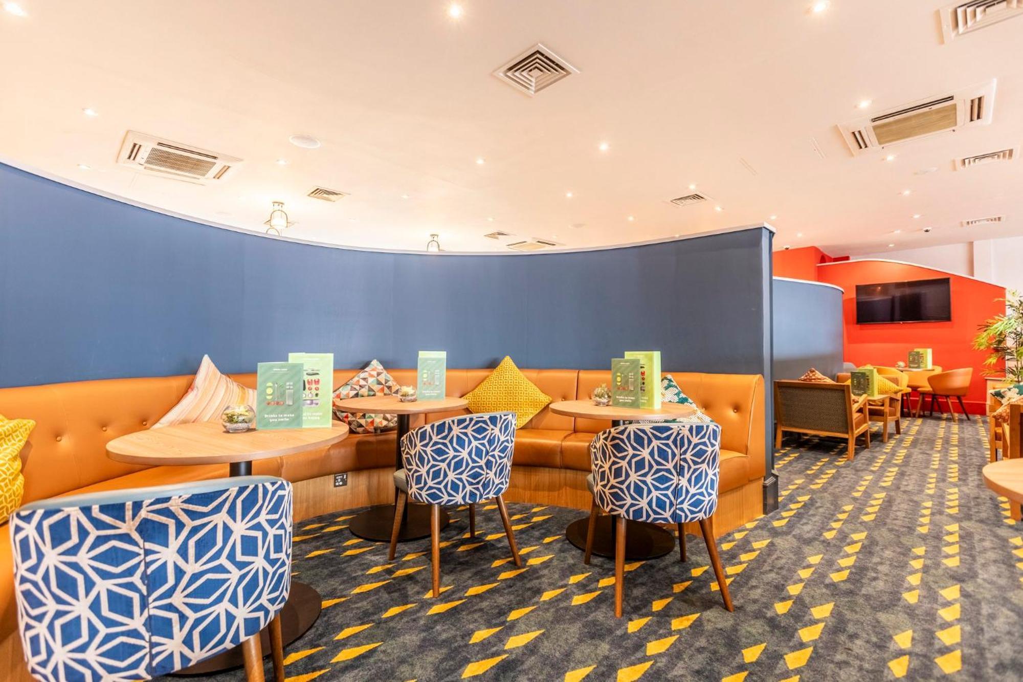 Holiday Inn Cardiff City By Ihg Kültér fotó