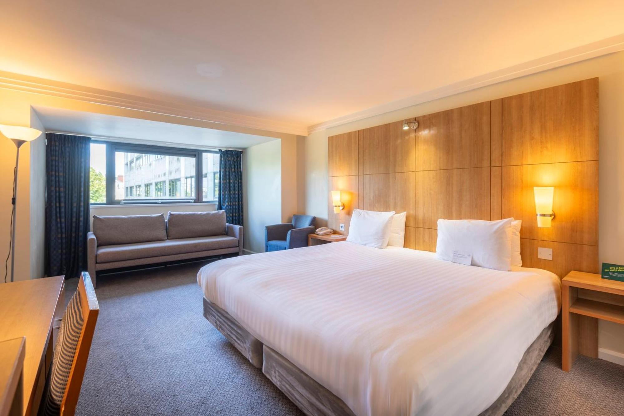 Holiday Inn Cardiff City By Ihg Kültér fotó