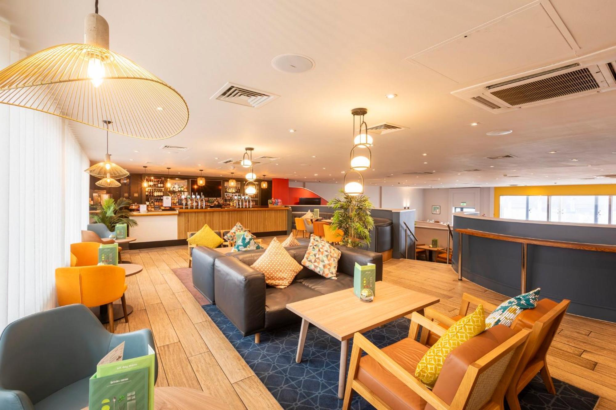 Holiday Inn Cardiff City By Ihg Kültér fotó