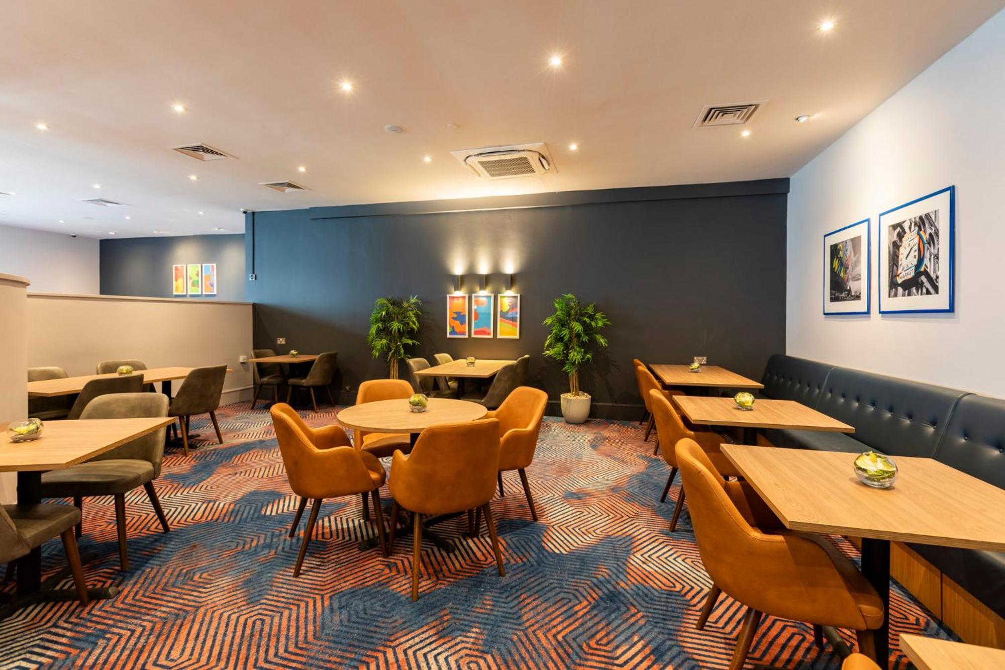 Holiday Inn Cardiff City By Ihg Kültér fotó