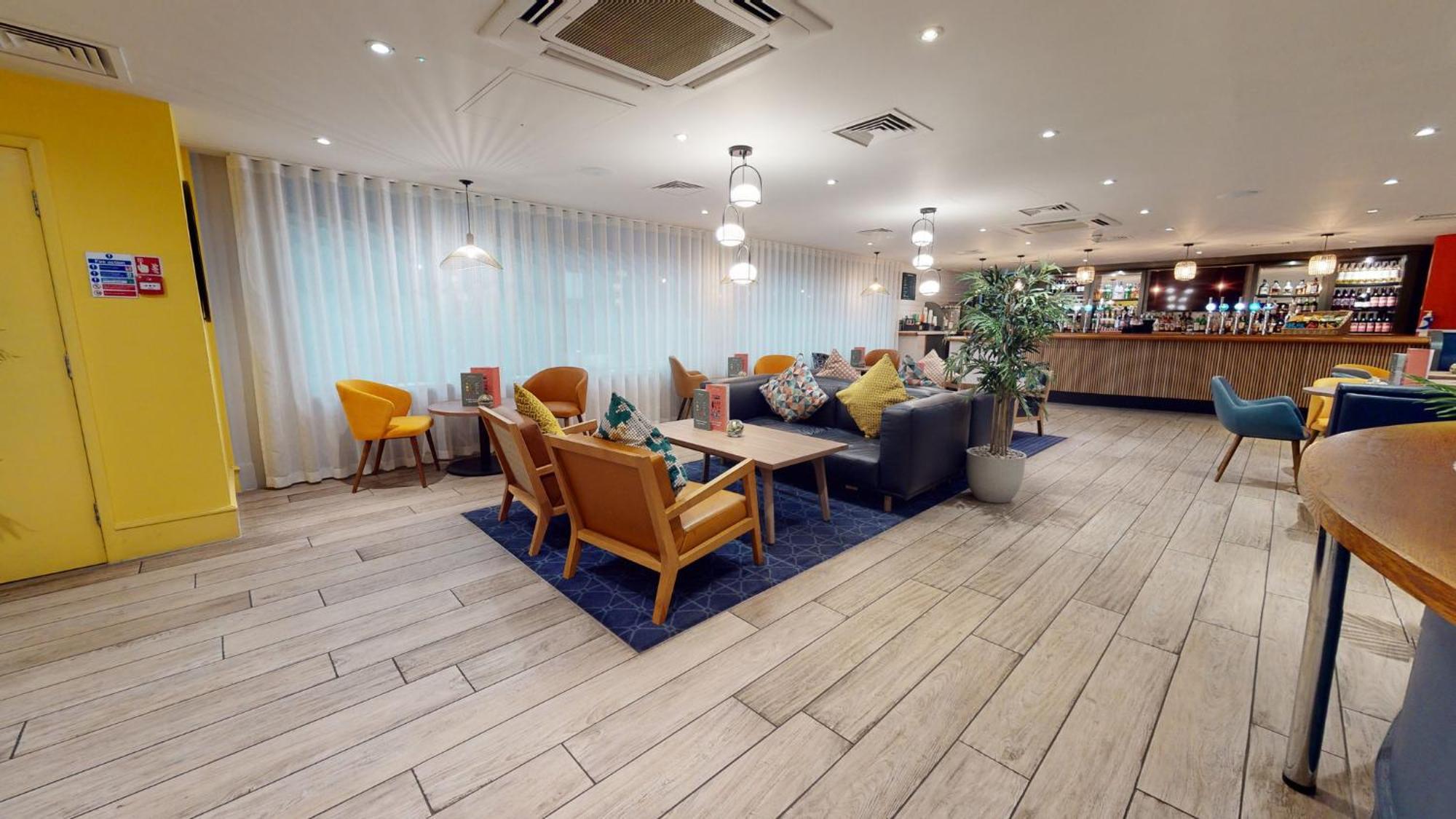 Holiday Inn Cardiff City By Ihg Kültér fotó