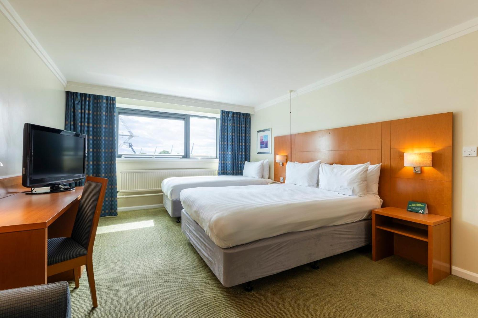 Holiday Inn Cardiff City By Ihg Kültér fotó